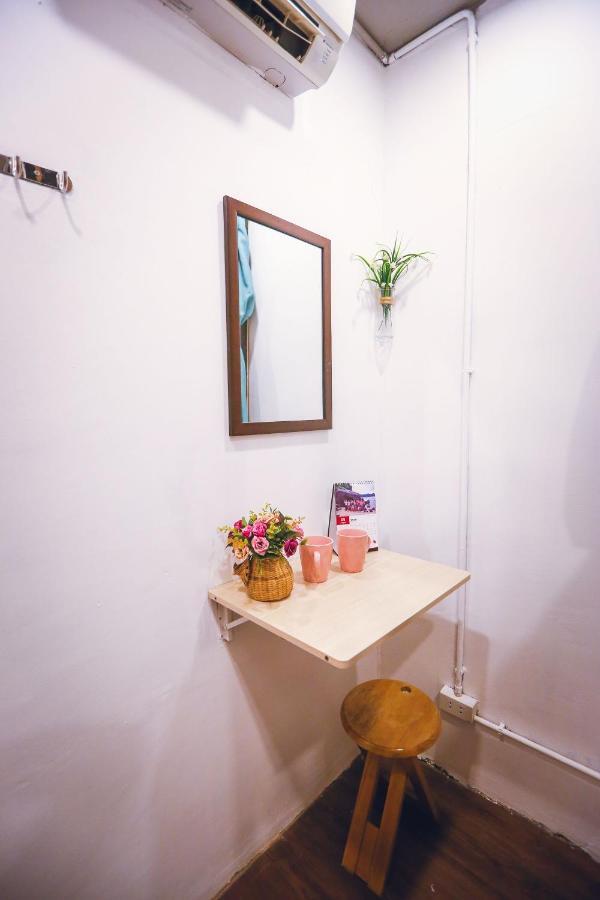 بيت شباب Reddoorz @ Tong Duy Tan Street (Adults Only) هانوي المظهر الخارجي الصورة